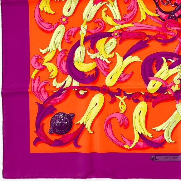 NWT Hermes Scarf "Le Mors à la Conétable" in Orange - Picture 10 of 11